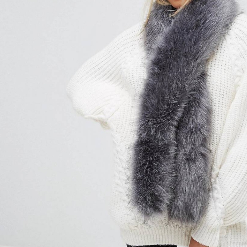 Stitch & Pieces Faux Fur Scarf in Soft Gray